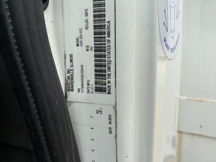 2010-international-durastar-4300-image-16
