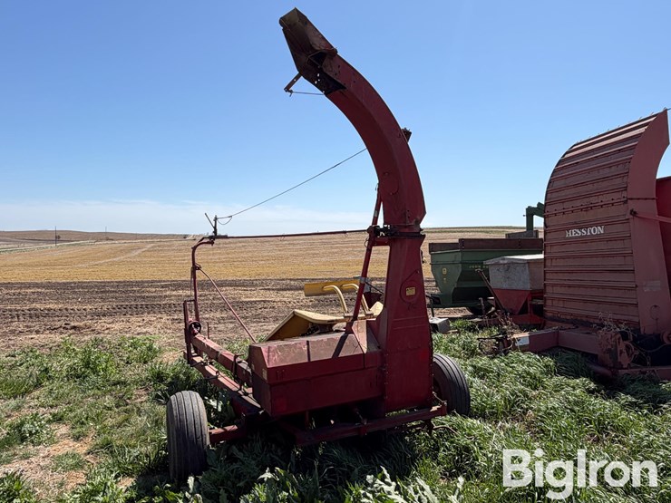new-holland-718-image-7