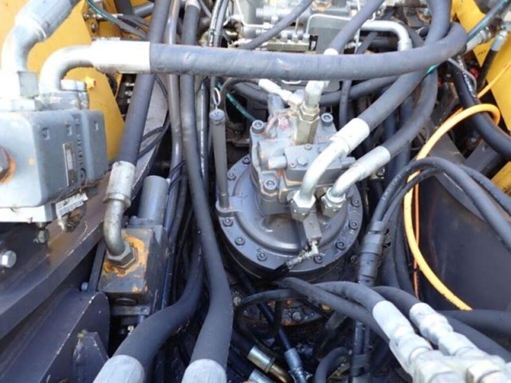 2015-volvo-ec250el-image-68