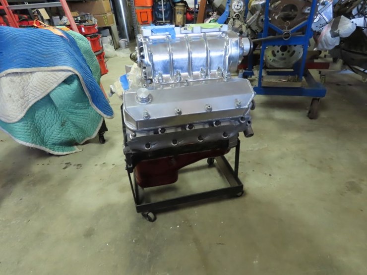 modified-chevrolet-427-v8-motor-image-2