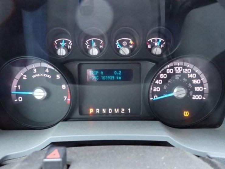 2011-ford-f350-xlt-image-11