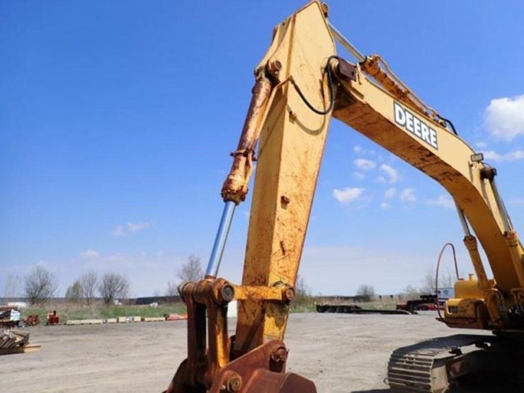 2004-deere-270c-lc-image-25