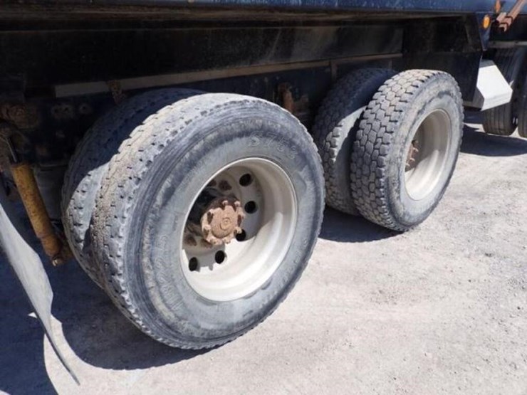 2000-western-star-5964ss-image-55