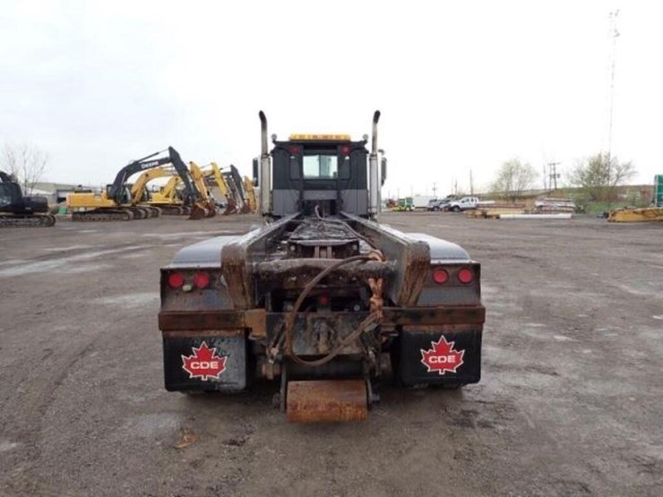 2004-mack-cv713-granite-t/a-rolloff-truck-1m2ag10c-image-6