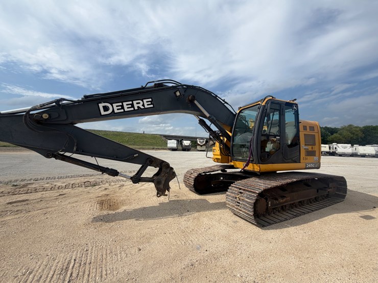 2018-john-deere-2018-image-1