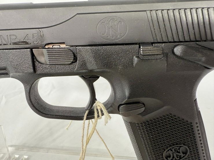 #16-•-fnh-fwp-45-45acp-pistol-61dmp10518-image-15