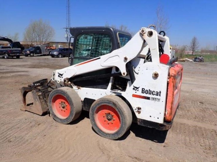 2014-bobcat-s590-image-7