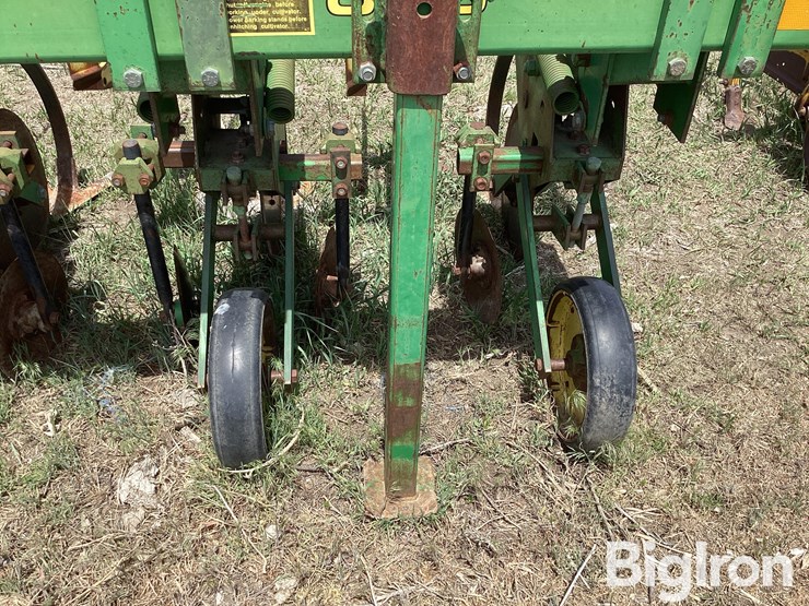 john-deere-885-image-15