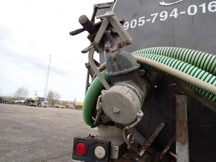 inoperable-2007-supervac-2000-on-2007-mack-ct713-1-image-71