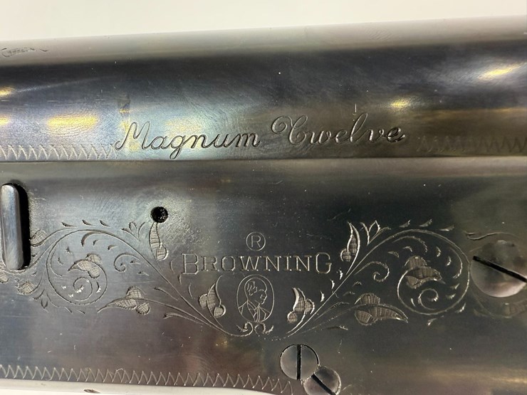 #89-•-browning-magnum-twelve-12ga-shotgun-23610rr151-image-16