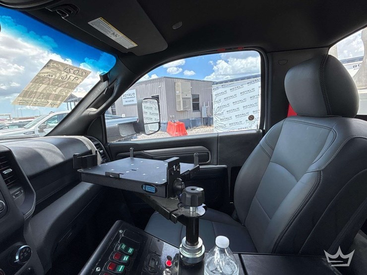 2021-ram-5500-chassis-4x4-altec-at37g-37ft.-bucket-truck-image-15