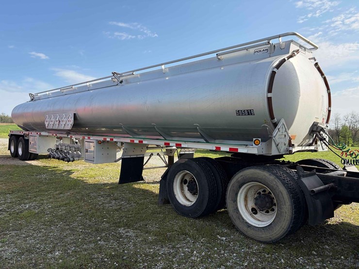 2014-polar-fuel-trailer-image-6