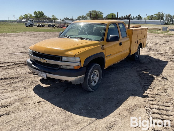 2001-chevrolet-2500hd-image-1