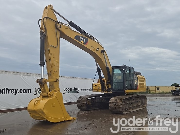 2017-caterpillar-336fl-image-1