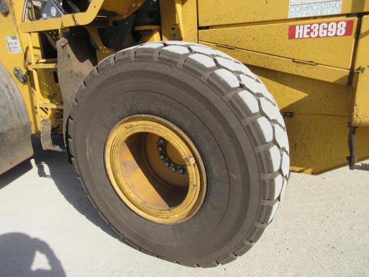 2006-deere-644j-image-26