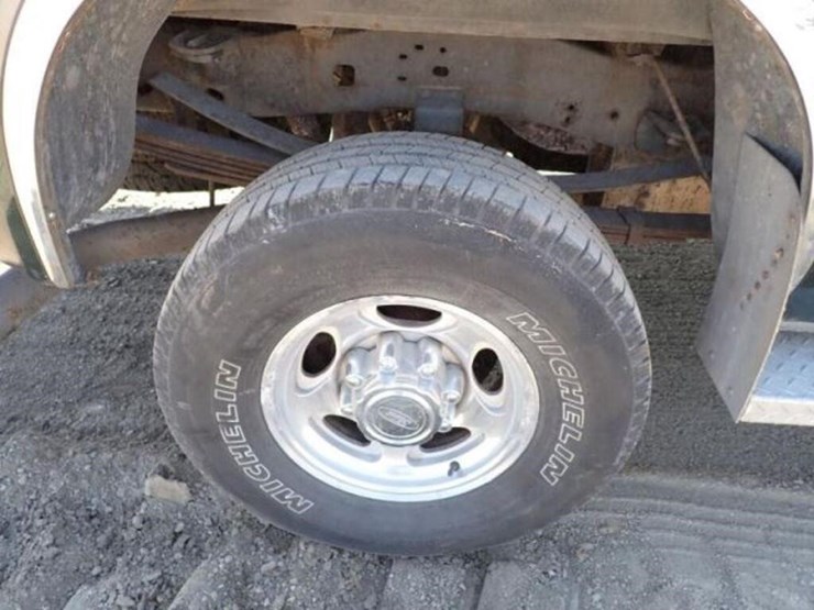 2002-ford-f350-image-45