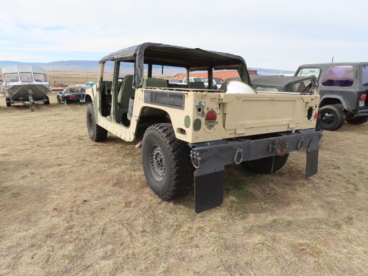 2009-am-general-humvee-4x4-image-12
