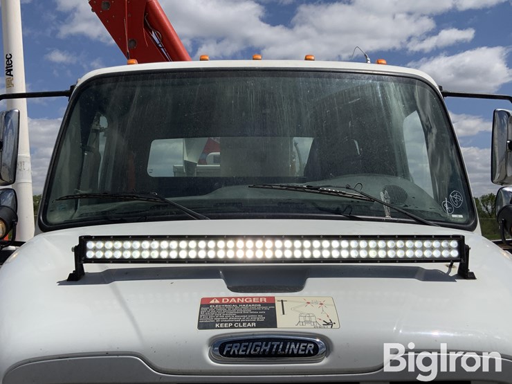 2015-freightliner-m2-106-image-20