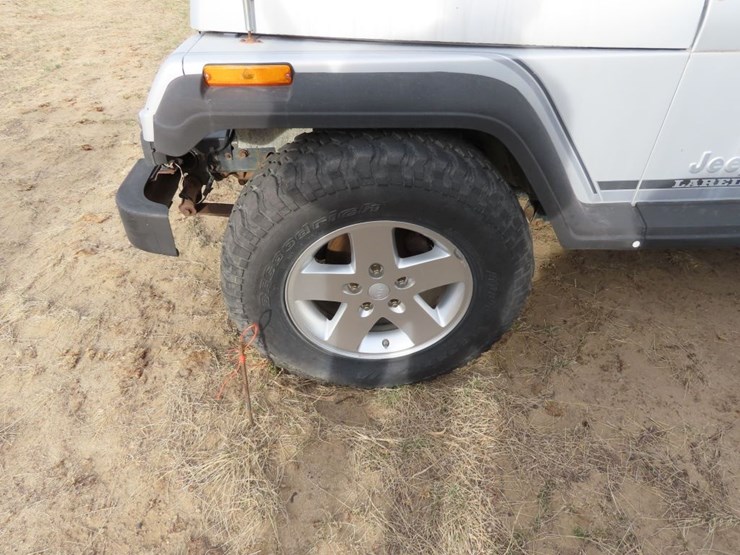 1989-jeep-laredo-4x4-image-4