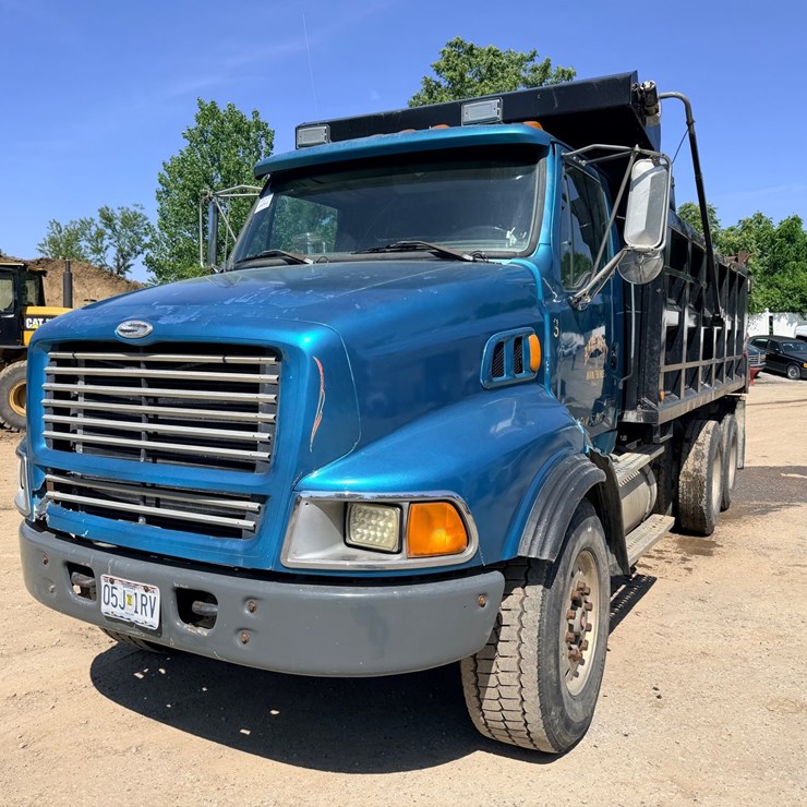 1999 STERLING L9513