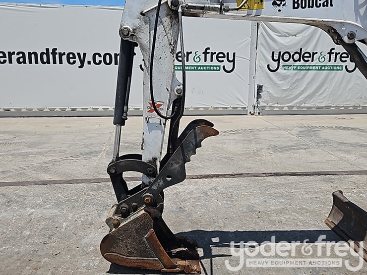 2019-bobcat-e32-image-18