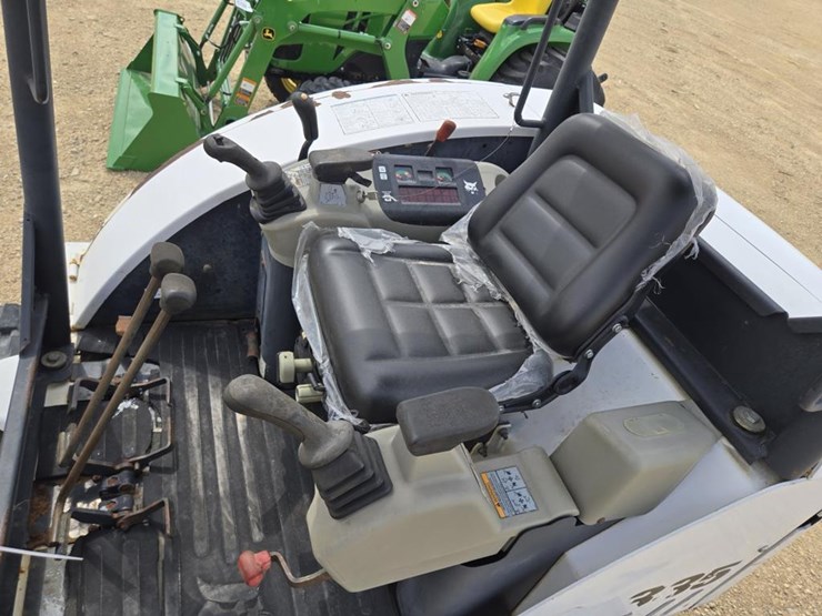 bobcat-335-image-15