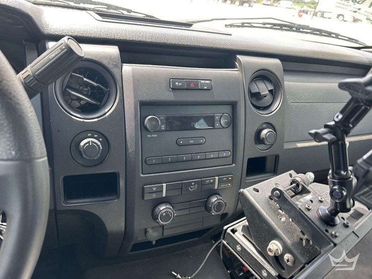 2013-ford-f150-image-17