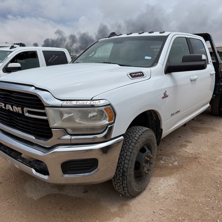 2021 DODGE 3500