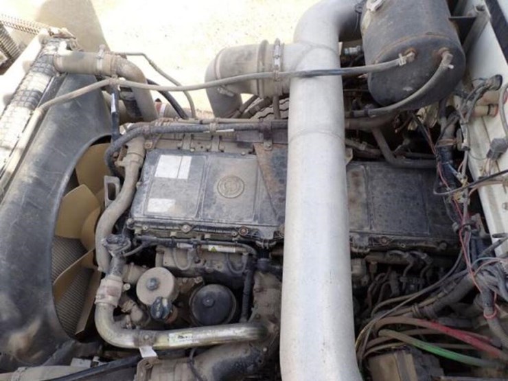 2013-western-star-4900sb-image-29