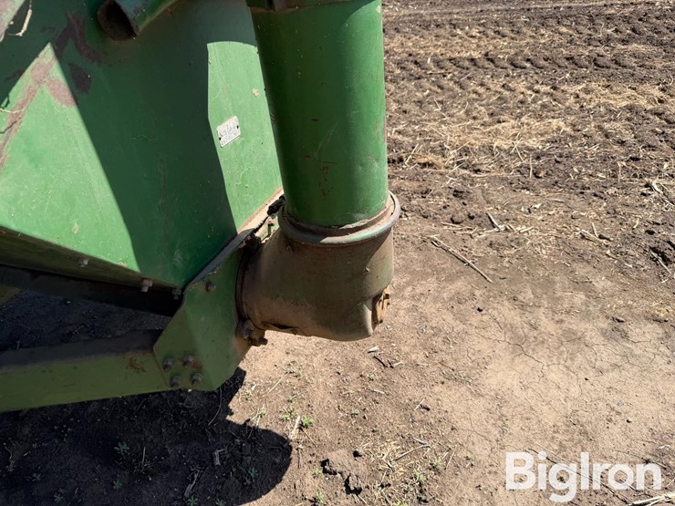 john-deere-68-image-15