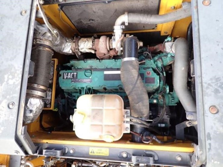 2015-volvo-ec250el-image-77