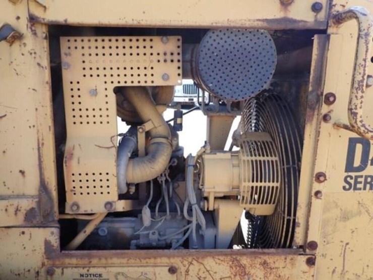 1990-caterpillar-d4h-image-60