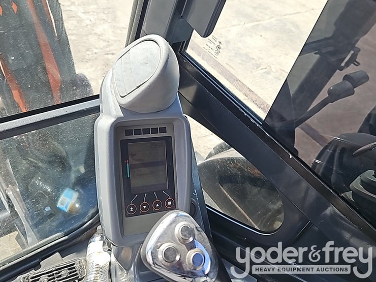 hitachi-zx55u-5a-image-38
