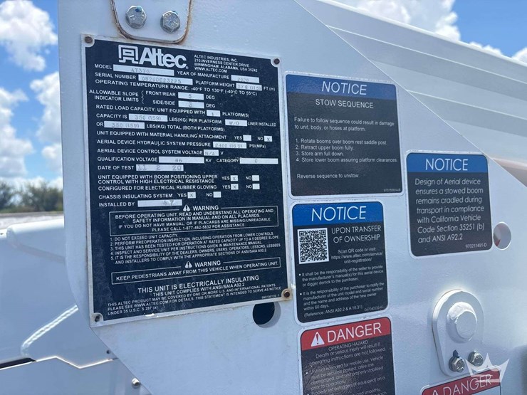 2020-ford-f550-image-35