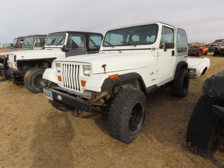 1988-jeep-wrangler-image-3