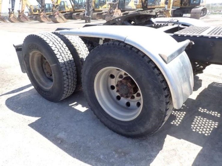 2019-kenworth-t880-image-58