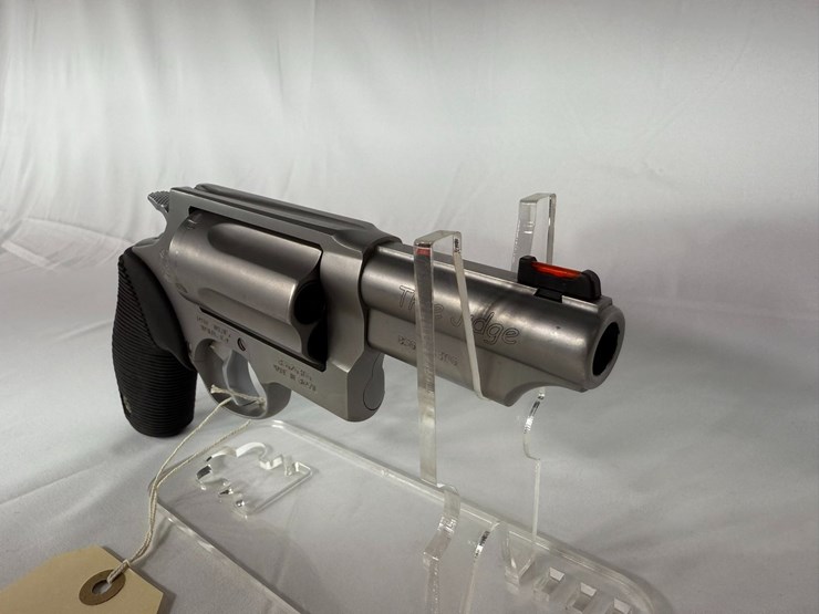 #84-•-taurus-the-judge-45lc/410gauge-bs626306-image-13