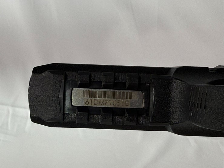 #16-•-fnh-fwp-45-45acp-pistol-61dmp10518-image-27