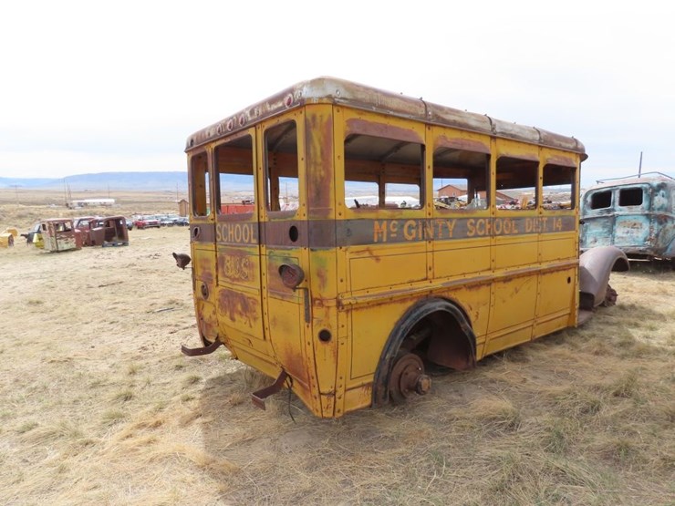 amazing-cool-1935-ford-short-school-bus-image-13