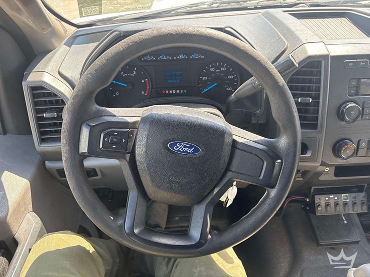 2017-ford-f450-image-10