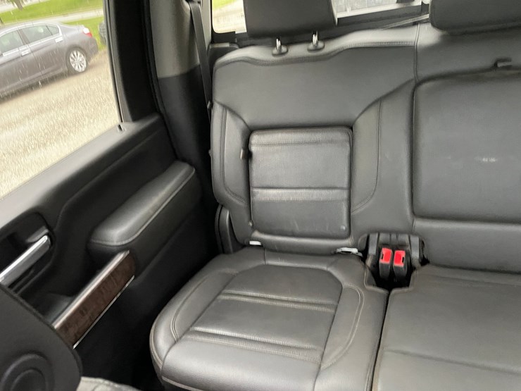 2020-gmc-3500-image-33