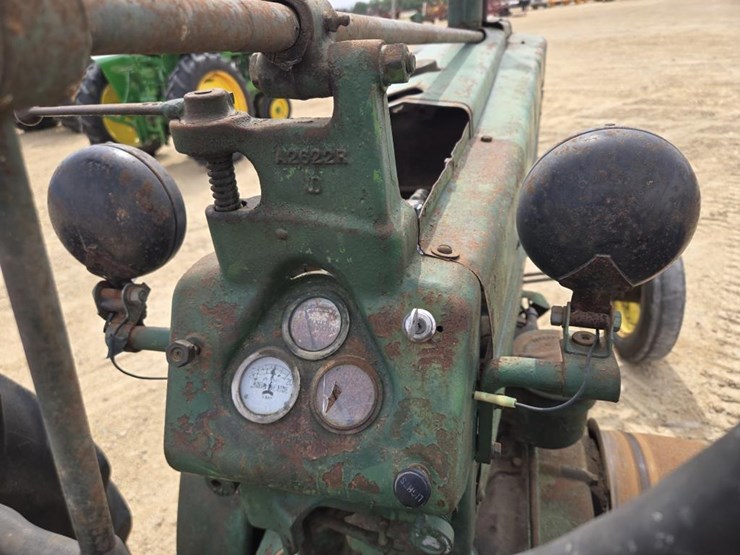 1944-john-deere-model-a-image-12