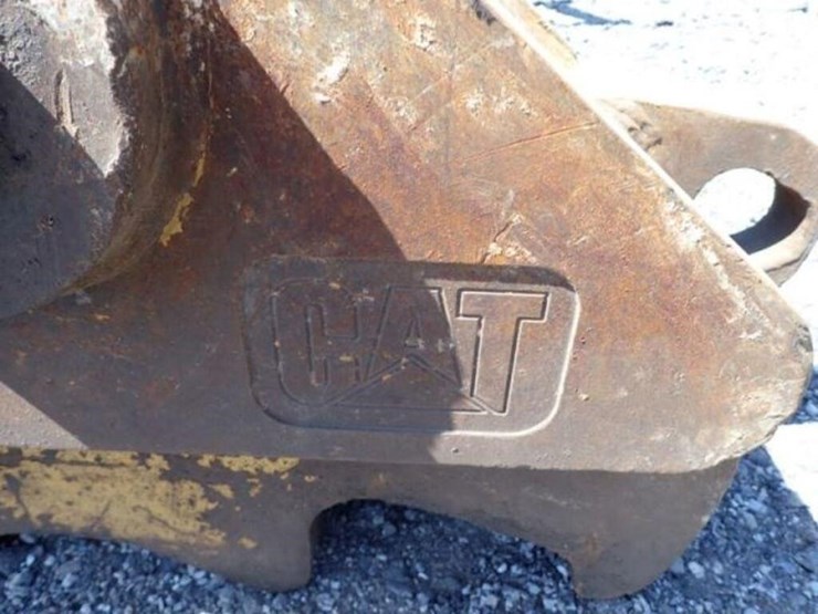 caterpillar-hydraulic-quick-coupler-image-9