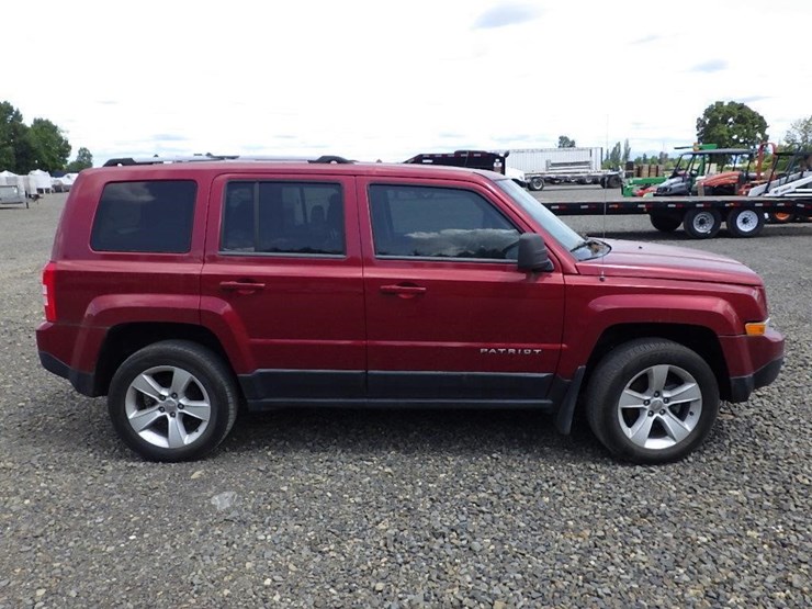 2013-jeep-patriot-image-4