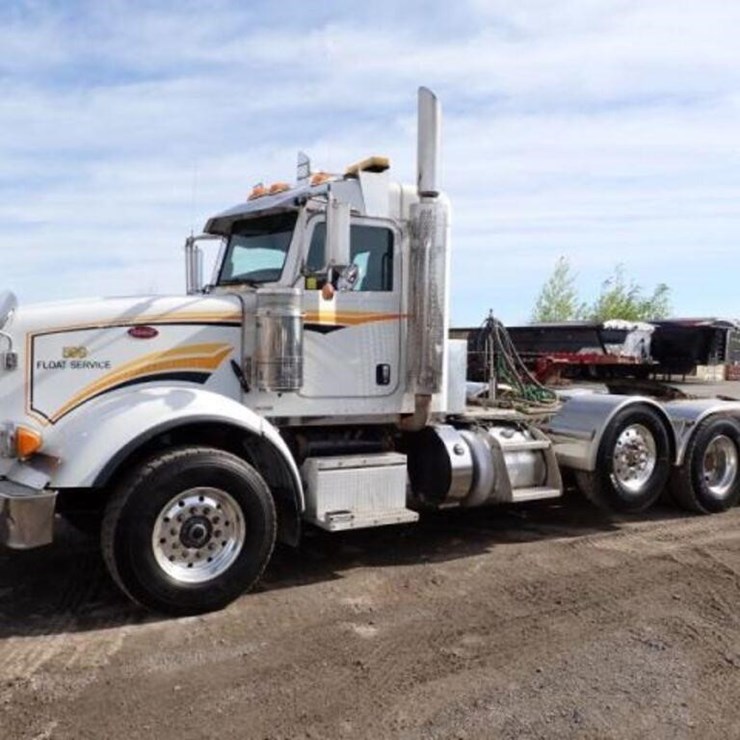 2013 PETERBILT 367