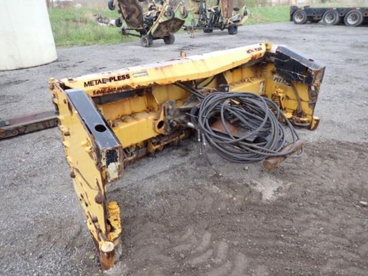 metal-pless-8-12-ft-live-edge-snow-plow-agh083013l-image-6