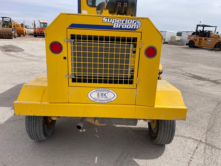 2017-superior-broom-dt80k-image-63