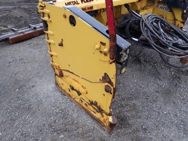 metal-pless-8-12-ft-live-edge-snow-plow-agh083013l-image-8