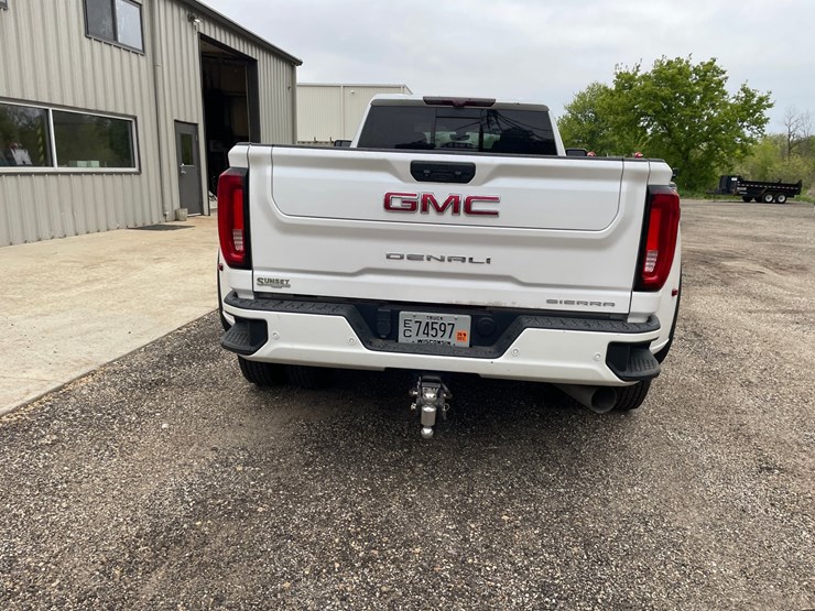 2020-gmc-3500-image-7