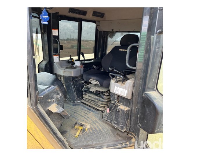 2024-komatsu-d61px-24-image-36